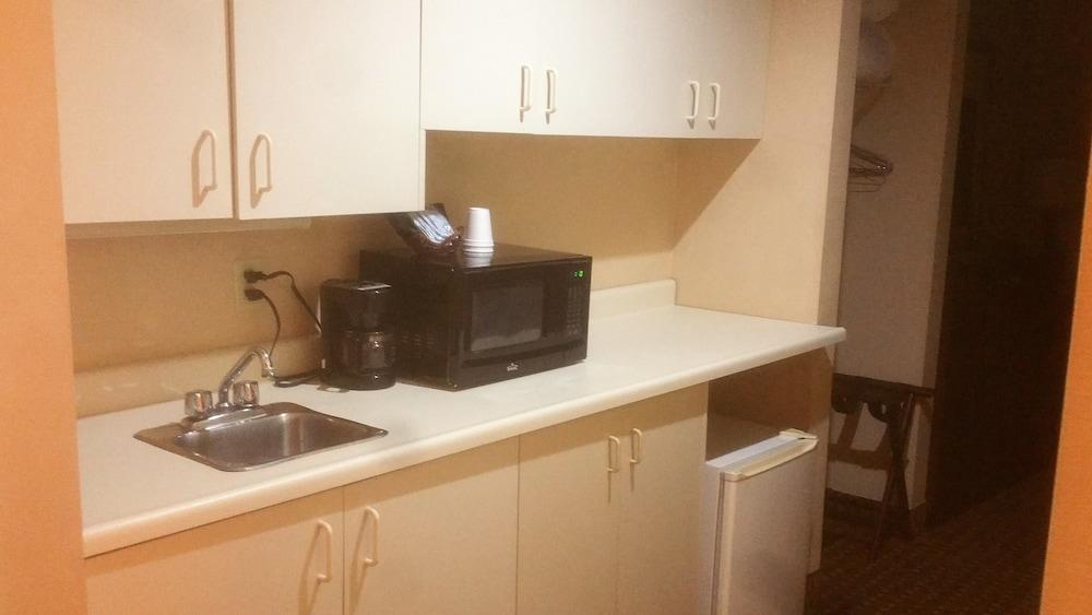 Best Value Inn & Suites Parry Sound Esterno foto