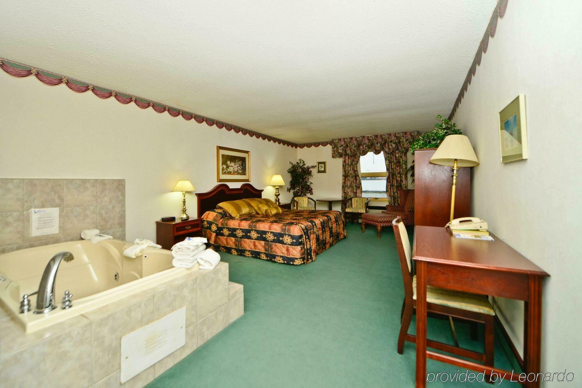 Best Value Inn & Suites Parry Sound Esterno foto